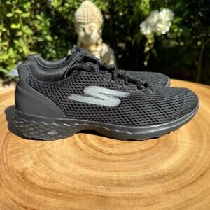 SKECHERS GoTrain-Hype Lightweight Stability Sneaker Women’s Size 6